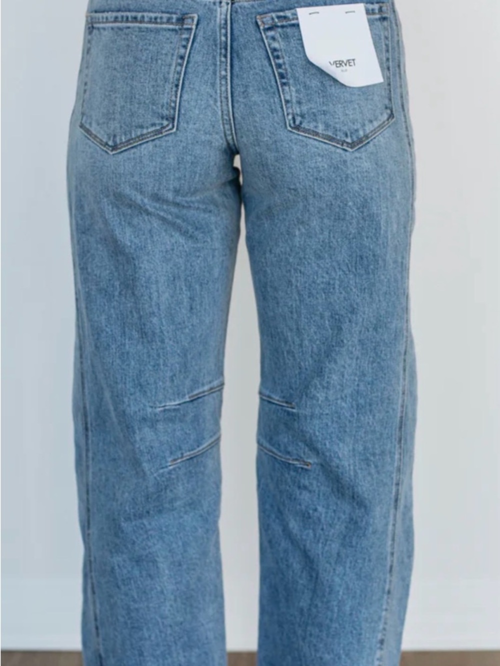 Vervet Cropped Barrel Leg Women's Jeans - Picture 2 of 7